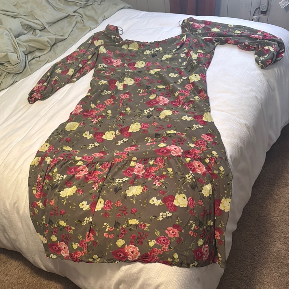 🌟3/$30🌟 BarIII Fall Maxi Dress